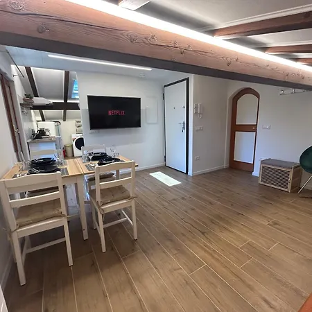 La Rivazza - Autodromo- Private Parking *