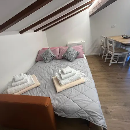 La Rivazza - Autodromo- Private Parking Apartment