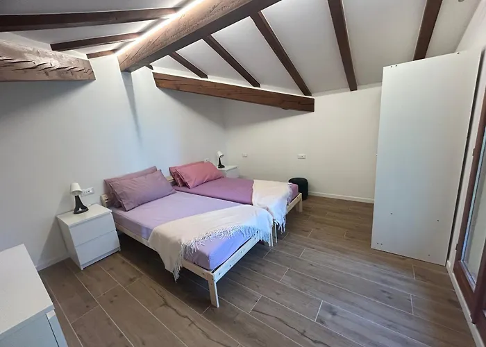 La Rivazza - Autodromo- Private Parking 伊莫拉