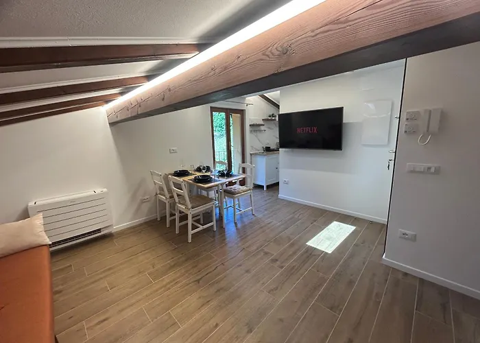 La Rivazza - Autodromo- Private Parking